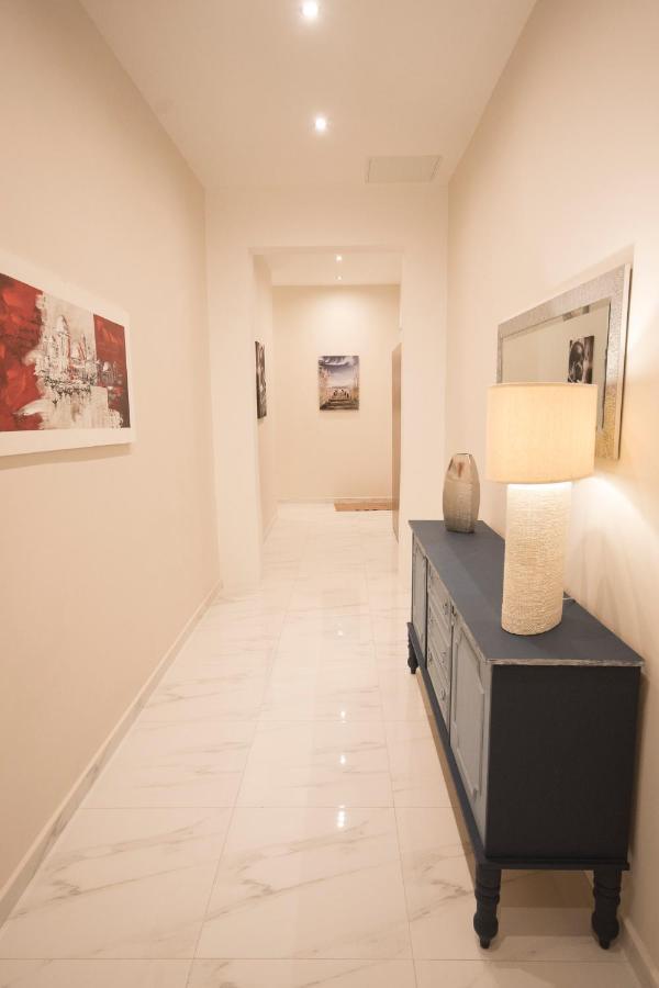 4 Bedroom Apartment Near Sliema Seafront Eksteriør bilde